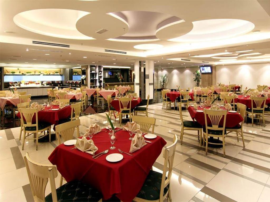 Gbw Hotel Johor Bahru Exterior foto