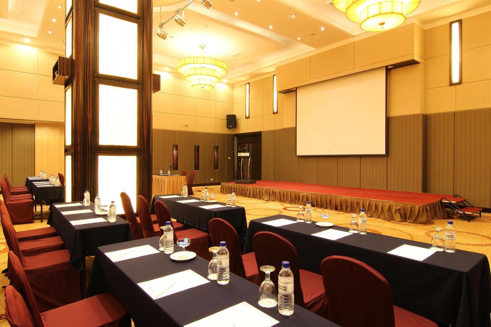 Gbw Hotel Johor Bahru Exterior foto